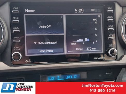 Used 2023 Toyota Tacoma TRD Sport w/ Technology Package RWD image 18