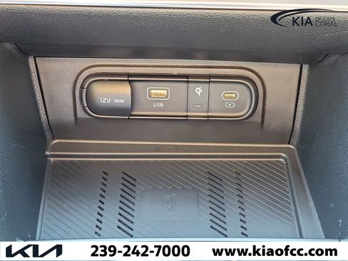Used 2025 Kia Sportage EX FWD image 28
