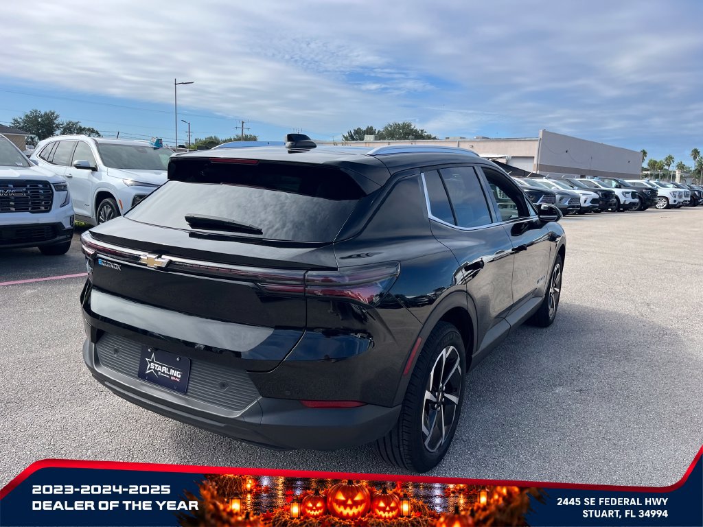 Used 2026 Chevrolet Equinox EV LT FWD image 5