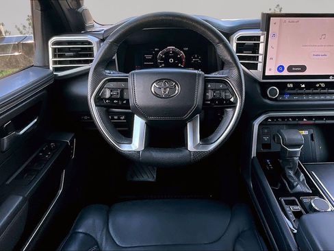 Used 2023 Toyota Tundra Platinum image 5