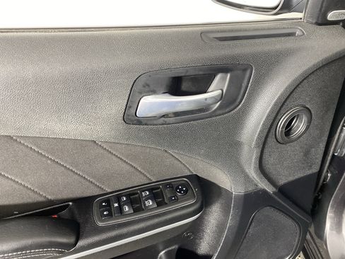 Used 2021 Dodge Charger SXT w/ Cold Weather Package image 15