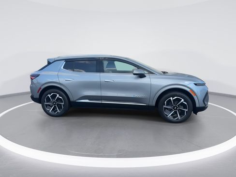 Used 2025 Chevrolet Equinox EV LT w/ Convenience Package AWD/4WD image 10