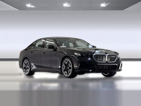 New 2026 BMW i5 eDrive40 w/ M Sport Package image 7