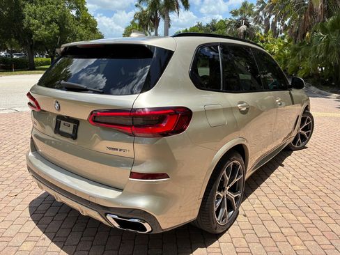 Used 2019 BMW X5 xDrive50i w/ M Sport Package AWD/4WD image 5