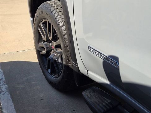 Used 2024 GMC Sierra 1500 Elevation AWD/4WD image 14