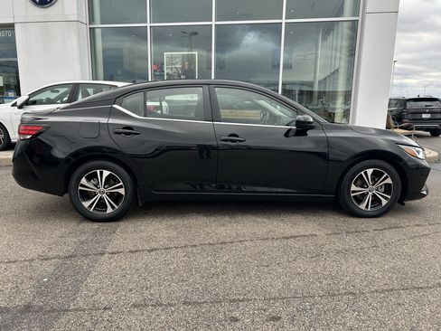 Used 2023 Nissan Sentra SV image 8