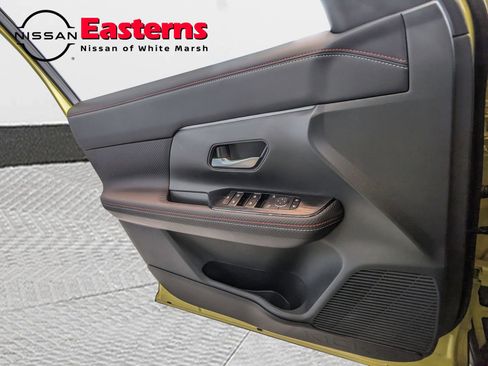 New 2025 Nissan Kicks SR image 24