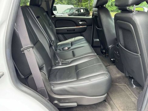Used 2014 GMC Yukon SLT AWD/4WD image 15
