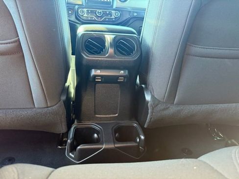 Used 2020 Jeep Wrangler Unlimited Sport image 25