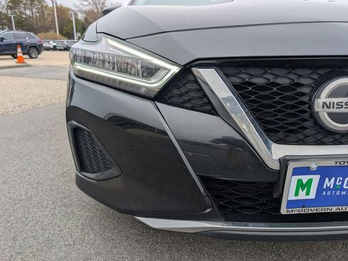 Used 2019 Nissan Maxima 3.5 S w/ Floor Mat Group FWD image 9