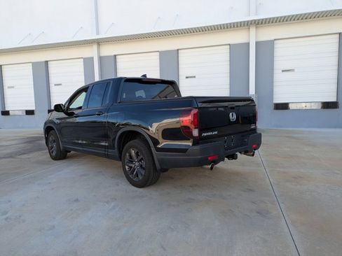 Used 2023 Honda Ridgeline Sport image 7