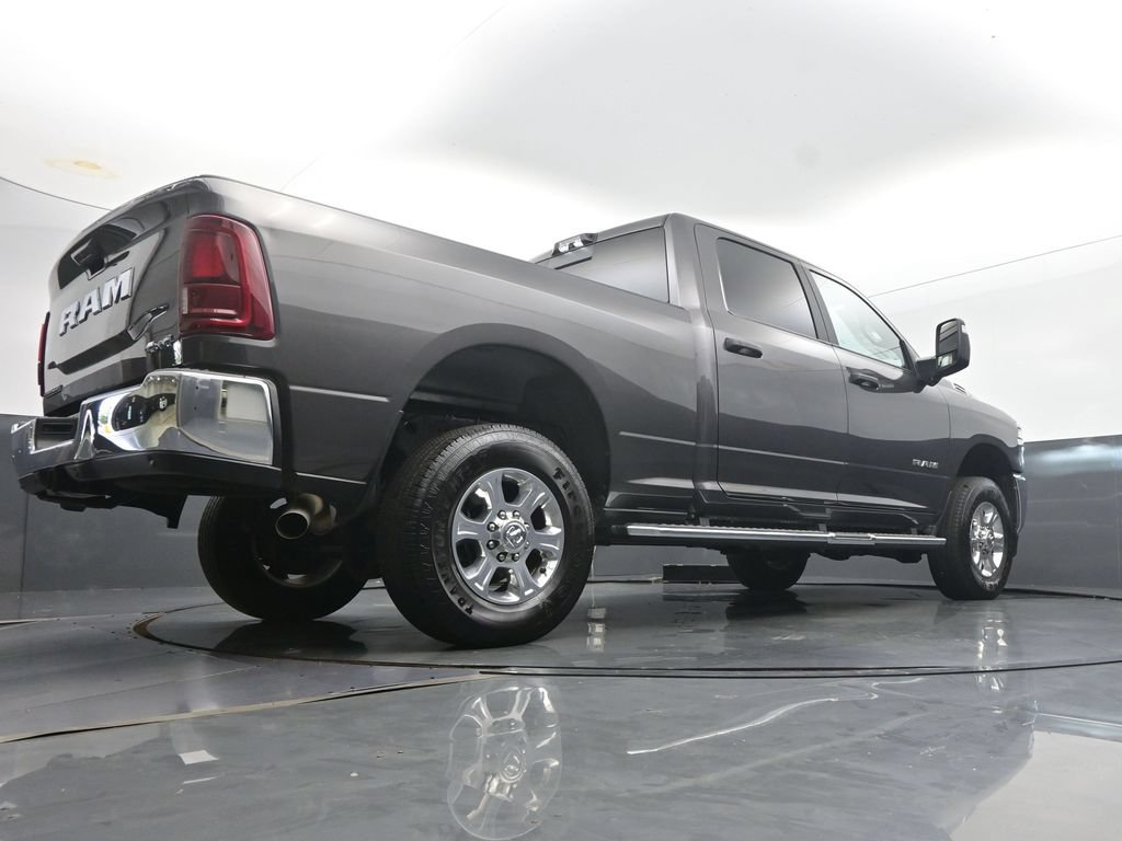 Used 2025 RAM 2500 Big Horn AWD/4WD image 54