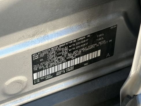 Used 2024 Toyota RAV4 LE FWD image 13