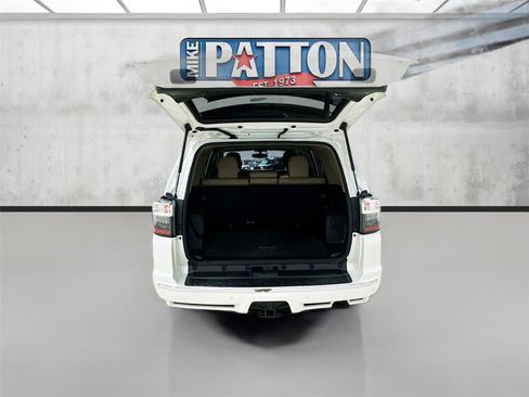 Used 2018 Toyota 4Runner Limited image 26