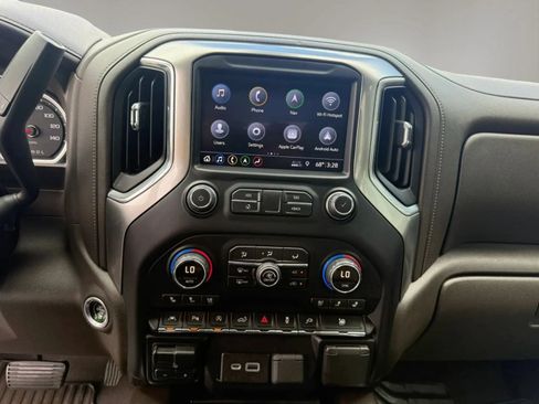 Used 2019 Chevrolet Silverado 1500 LTZ w/ Technology Package AWD/4WD image 25