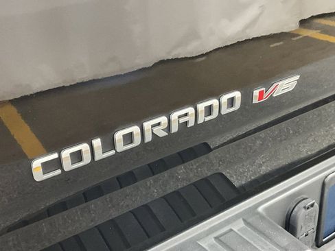 Used 2018 Chevrolet Colorado ZR2 AWD/4WD image 22