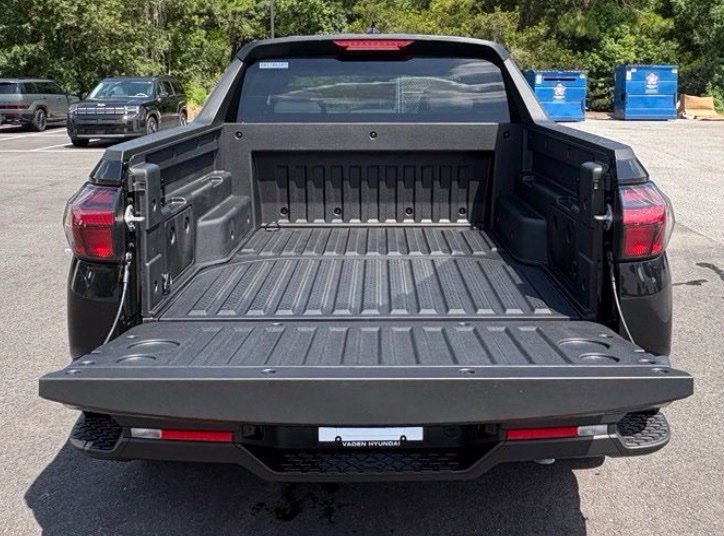 New 2027 Hyundai Santa Cruz SE FWD image 4