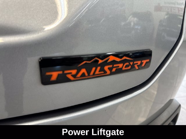 Used 2025 Honda Pilot TrailSport image 11