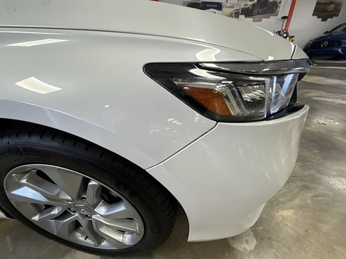 Used 2018 Honda Accord LX image 13