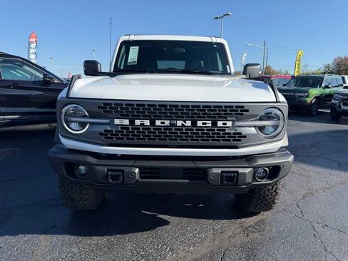New 2025 Ford Bronco Badlands image 25