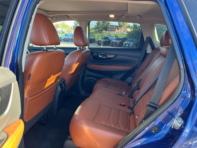 Used 2019 Nissan Rogue SL w/ Premium Package AWD/4WD image 28