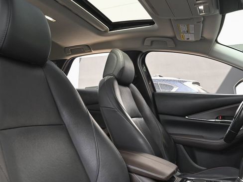 Certified 2023 MAZDA CX-30 AWD 2.5 S w/ Premium Package image 16