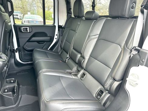 New 2026 Jeep Gladiator Sport image 23