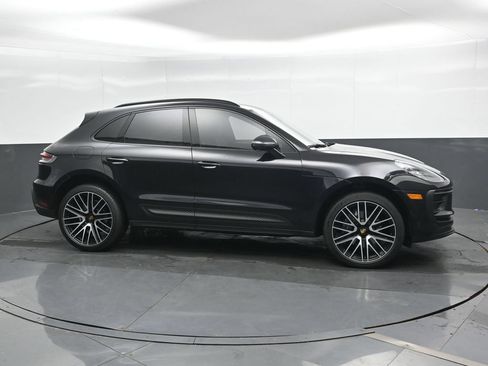 Used 2022 Porsche Macan AWD/4WD image 8