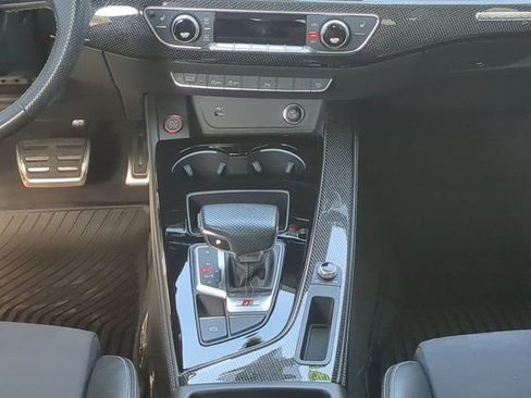 Used 2022 Audi S4 Premium Plus image 17