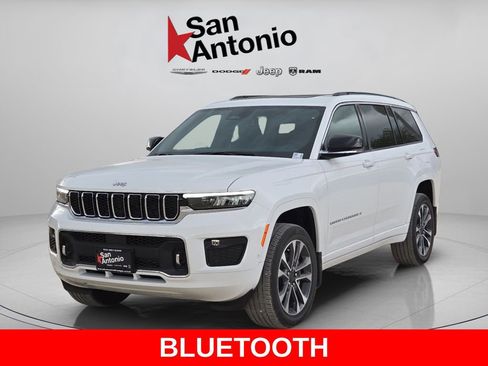 New 2025 Jeep Grand Cherokee L Overland w/ Luxury Tech Group IV AWD/4WD image 4