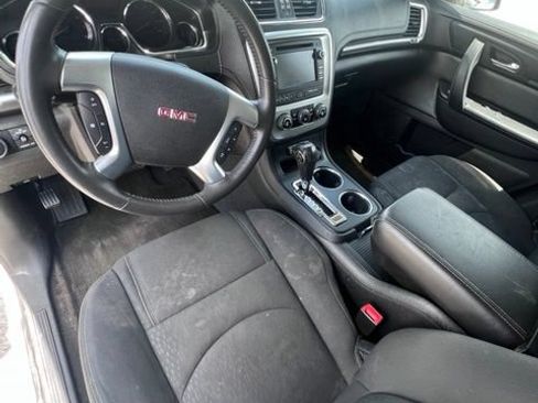 Used 2015 GMC Acadia SLE FWD image 11