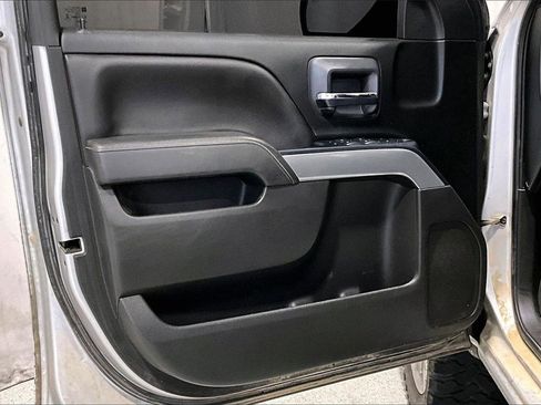 Used 2018 Chevrolet Silverado 1500 LT w/ Texas Edition image 21