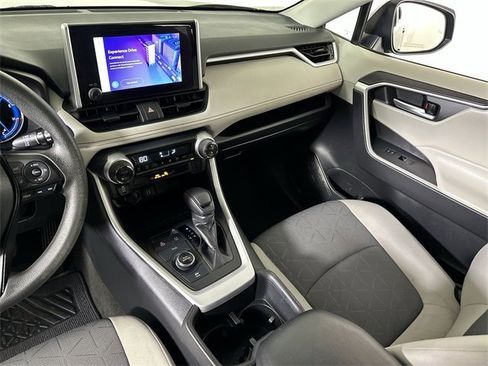 Used 2023 Toyota RAV4 XLE image 36