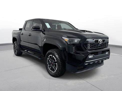 Certified 2025 Toyota Tacoma TRD Sport image 9
