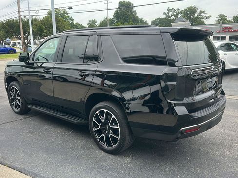 Used 2022 Chevrolet Tahoe RST w/ Luxury Package AWD/4WD image 17