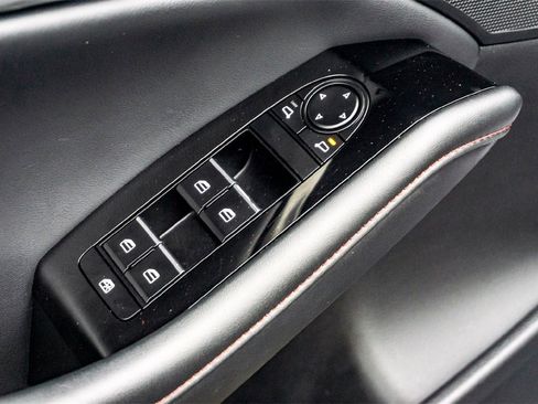 Certified 2025 MAZDA MAZDA3 s image 11