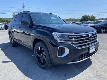 New 2026 Volkswagen Atlas SE