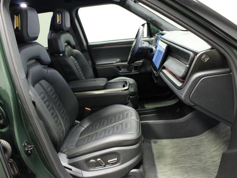 Used 2023 Rivian R1T Adventure image 14