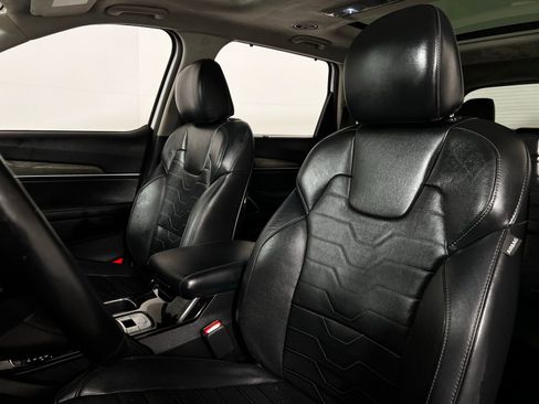 Used 2020 Kia Telluride SX w/ SX Prestige Package image 13