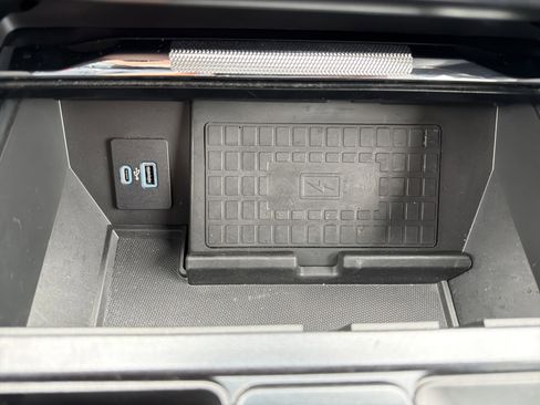 Used 2022 Ford F150 Lariat w/ Equipment Group 502A High image 24