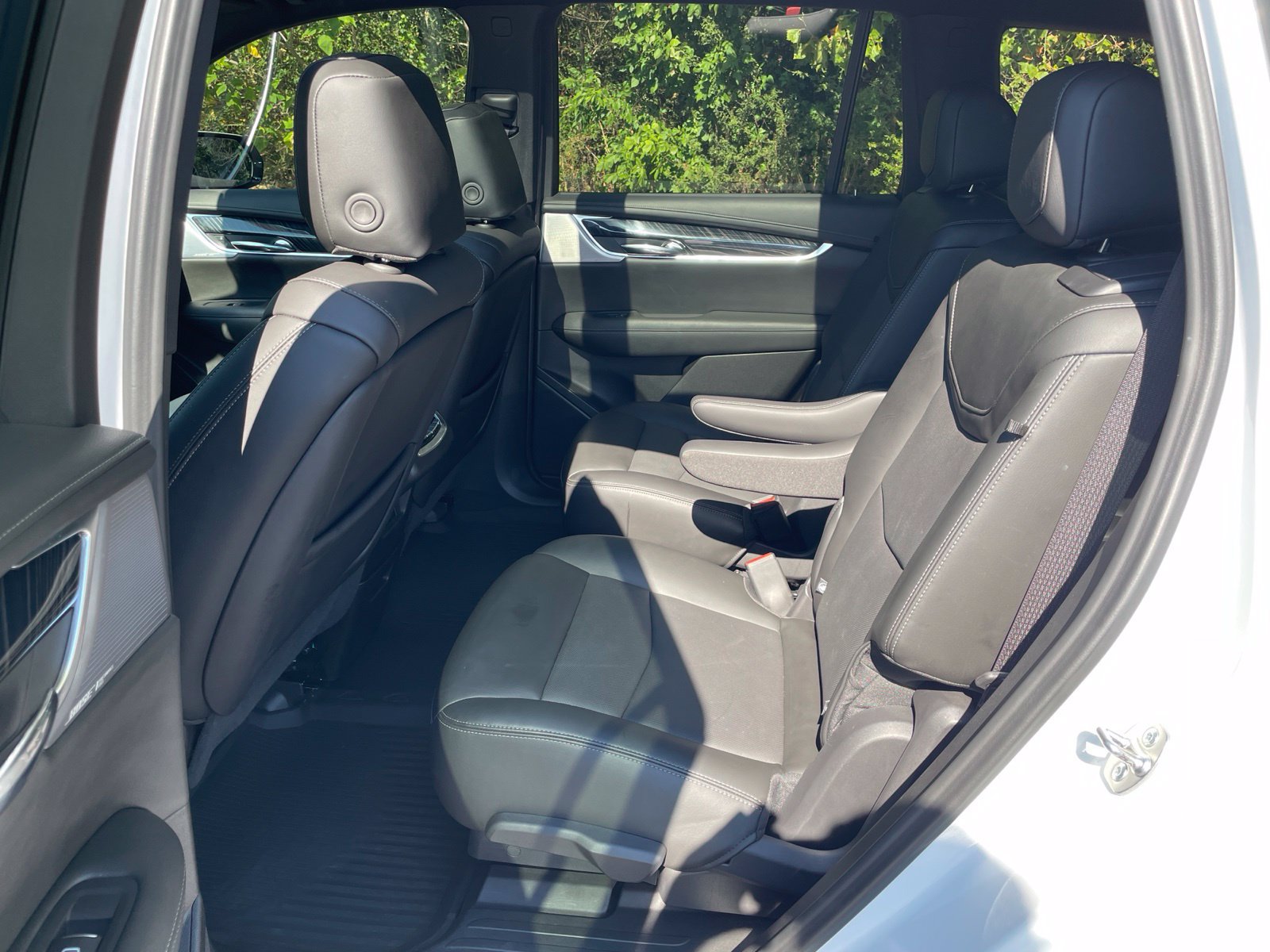 Used 2024 Cadillac XT6 Premium Luxury FWD image 33