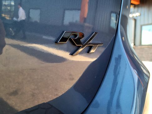 Used 2019 Dodge Durango R/T w/ Blacktop Package image 18