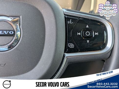 Used 2023 Volvo XC90 T8 Ultimate w/ Lounge Package AWD/4WD image 22