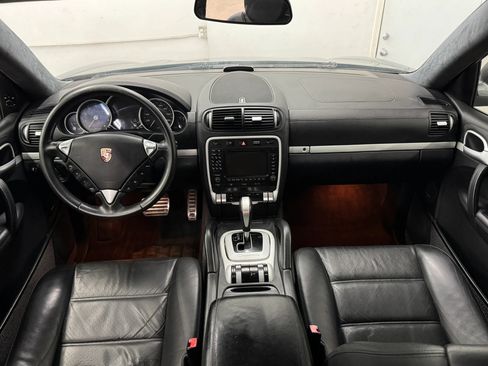 Used 2008 Porsche Cayenne Turbo AWD/4WD image 21