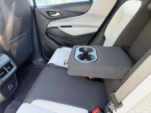 Certified 2023 Chevrolet Equinox LS w/ LS Convenience Package FWD image 11
