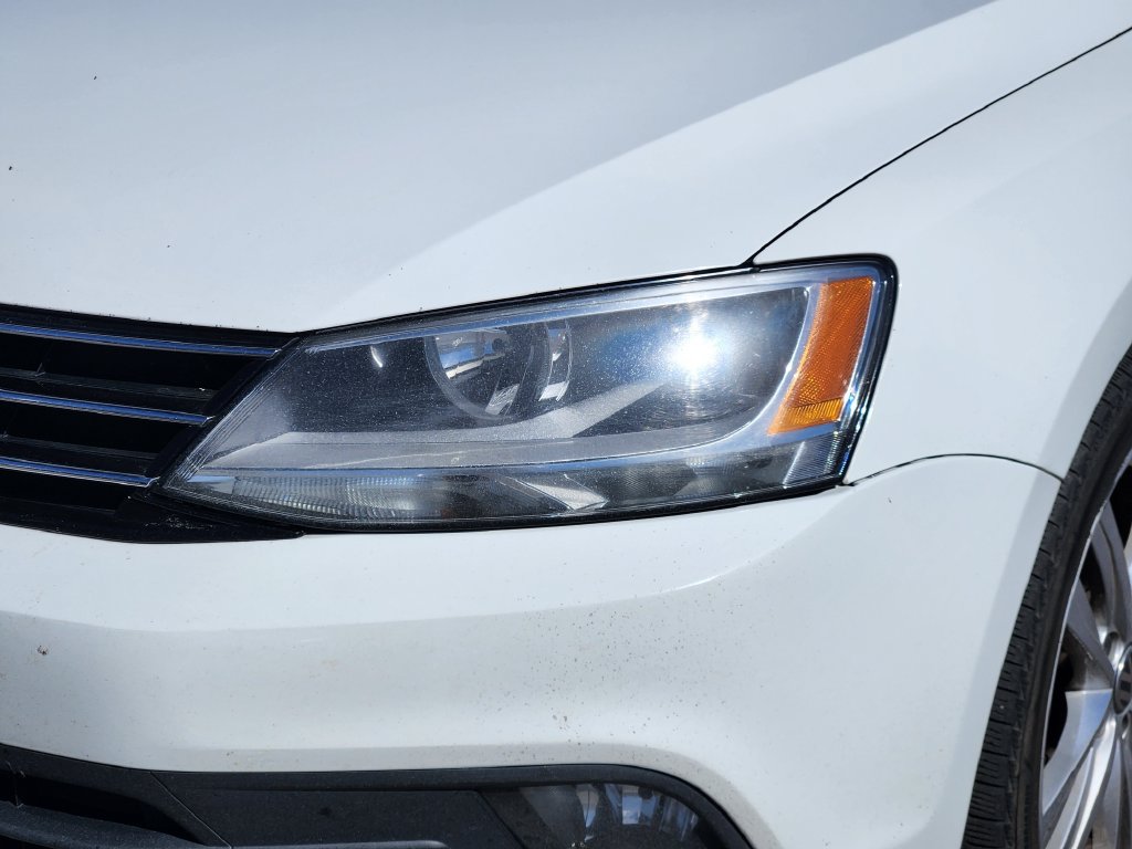 Used 2015 Volkswagen Jetta SEL FWD image 9