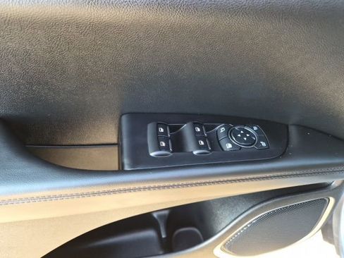 Used 2023 Lincoln Nautilus AWD w/ Premium Package image 14