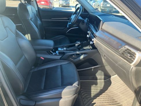 Used 2023 Kia Telluride S image 30