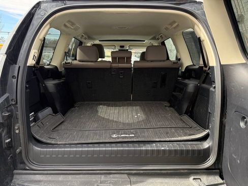 Used 2023 Lexus GX 460 Premium image 5