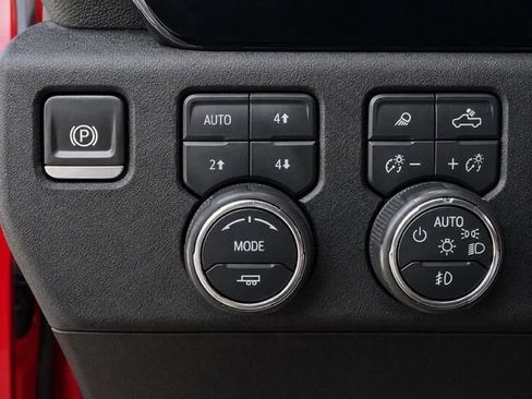 Used 2024 Chevrolet Silverado 3500 LTZ w/ LTZ Plus Package AWD/4WD image 18